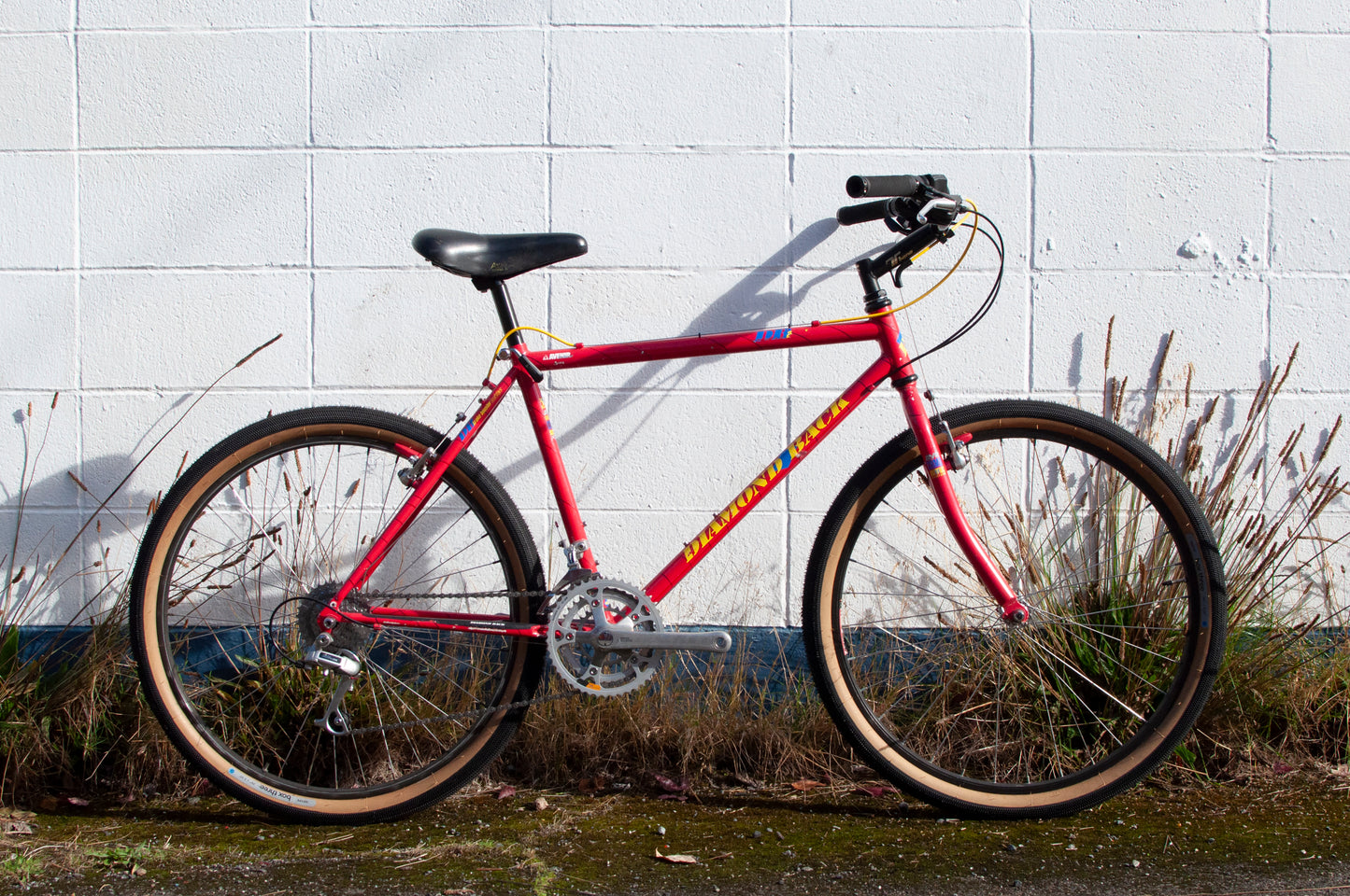 90s Diamondback DB Apex All Terrain Bike, Red, Yellow & Blue, 45cm/Small-Medium