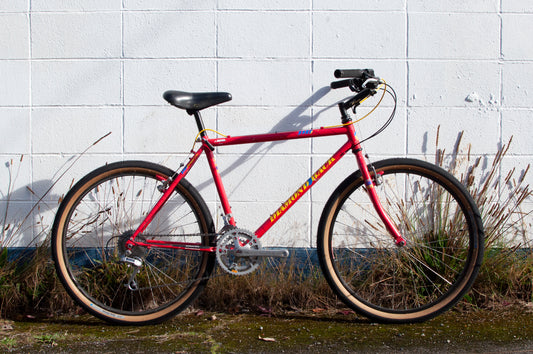 90s Diamondback DB Apex All Terrain Bike, Red, Yellow & Blue, 45cm/Small-Medium