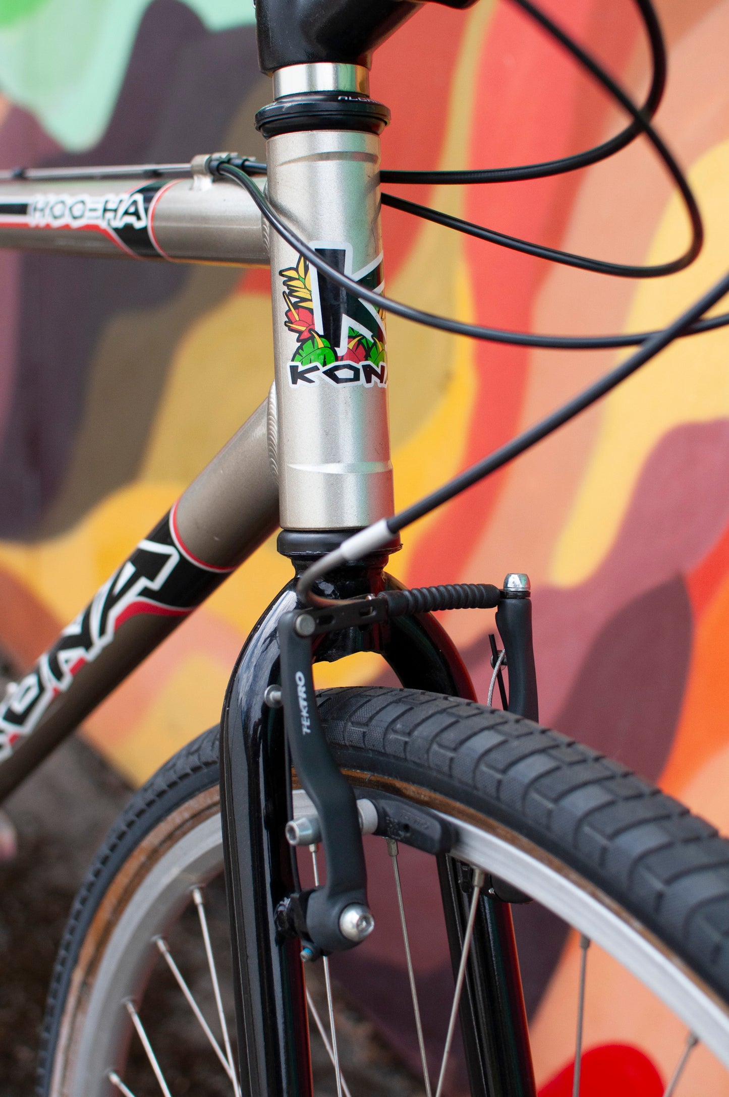 1999 Kona Hoo Ha Aluminum Hybrid Bike, 44cm, Champagne/Black/Red/White