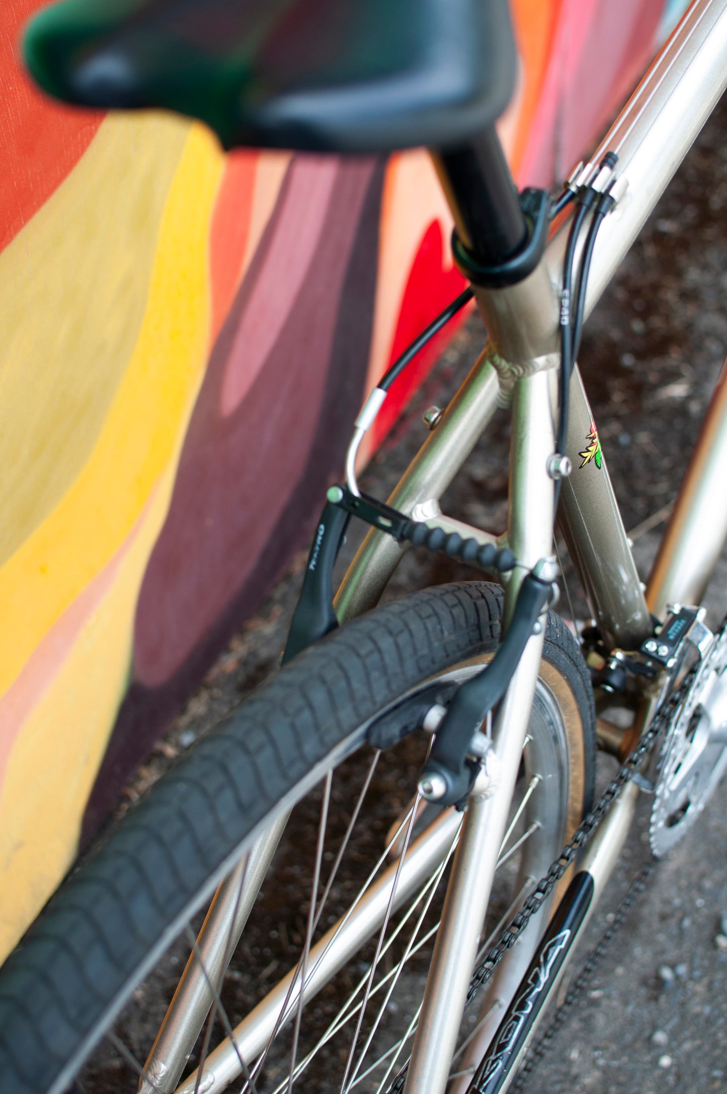 1999 Kona Hoo Ha Aluminum Hybrid Bike, 44cm, Champagne/Black/Red/White