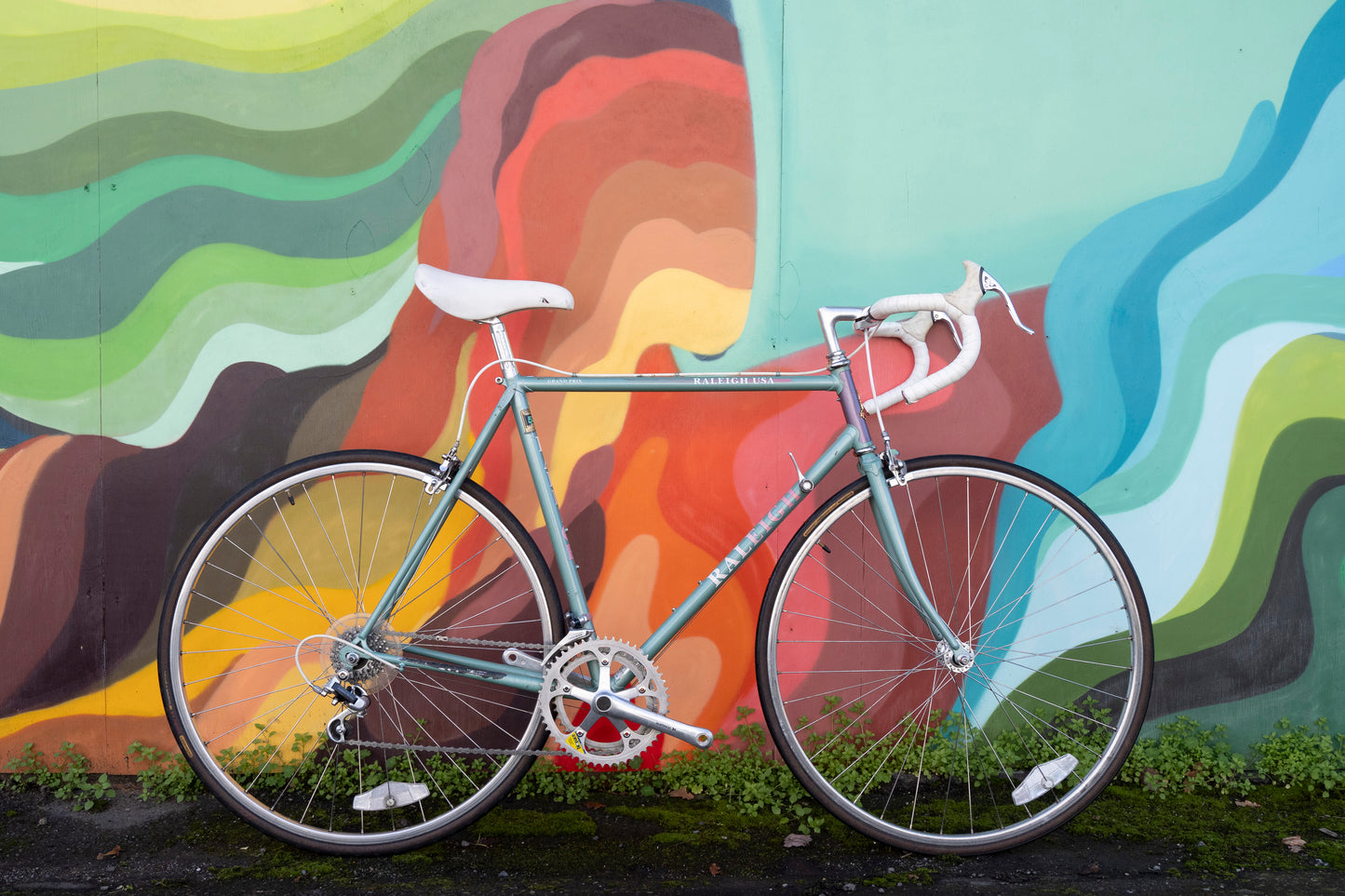 Raleigh Grand Prix Vintage Road Bike, 55 cm/M, seafoam green w