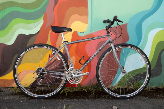Diamondback Override 90s Hybrid Bike, speckled black & white, 44cm