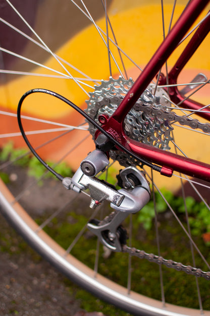 Mid 90s Specialized Sirrus Road Bike, 55cm/Medium, Red