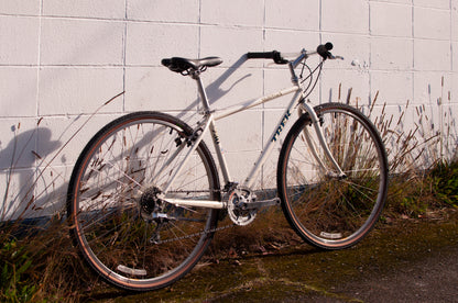 90s Trek 730 Multitrack Steel Hybrid bike, Pearl White & Navy Blue, 39cm/XS